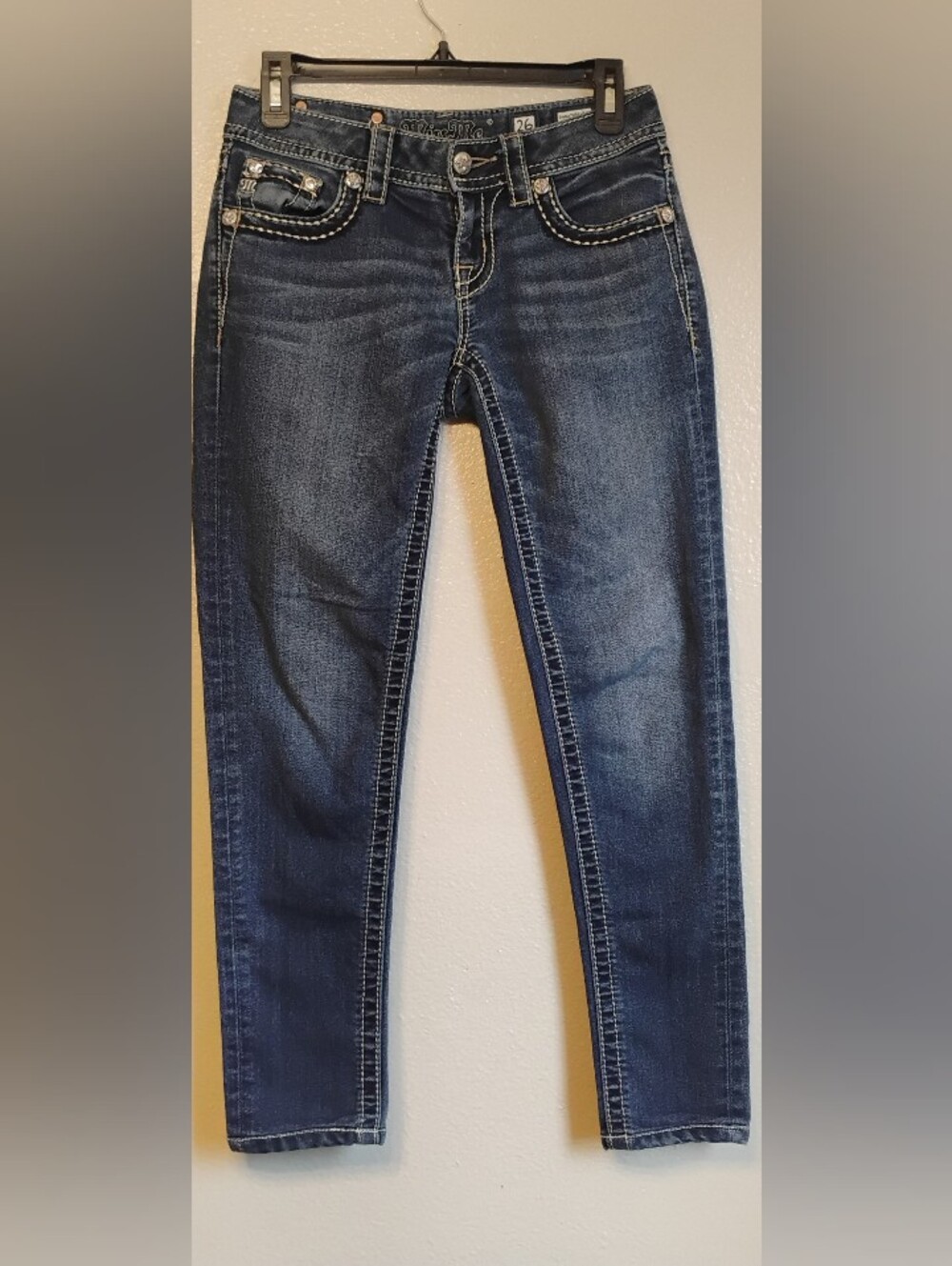 Miss Me Signature Rise Skinny Jeans Women’s 26 Dark Wash Fleur de Lis Bling
